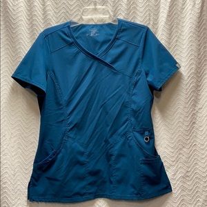 Cherokee Infinity green size medium scrub top